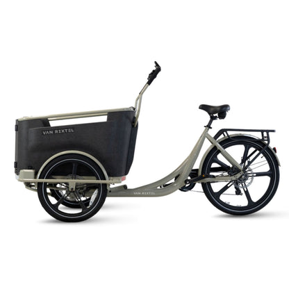 Elektrische bakfiets driewieler Van Rixtel Family met ruime gezinsbak en veiligheidsdeurtje