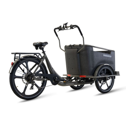 Elektrische bakfiets driewieler Van Rixtel Family met ruime gezinsbak en veiligheidsdeurtje