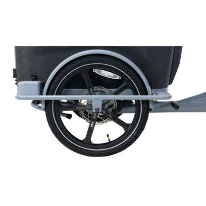 Elektrische bakfiets driewieler Van Rixtel Family met ruime gezinsbak en veiligheidsdeurtje